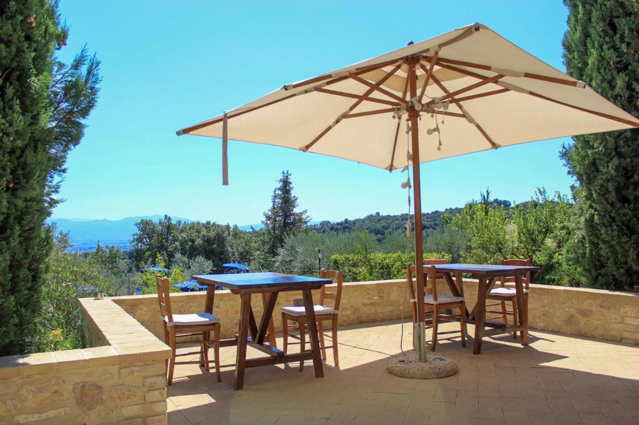 Agriturismo Camiano Piccolo Montefalco Dış mekan fotoğraf